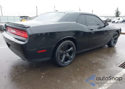 2013 Dodge Challenger Sxt z USA, uszkodzony, nr VIN 2C3CDYAG5DH641615